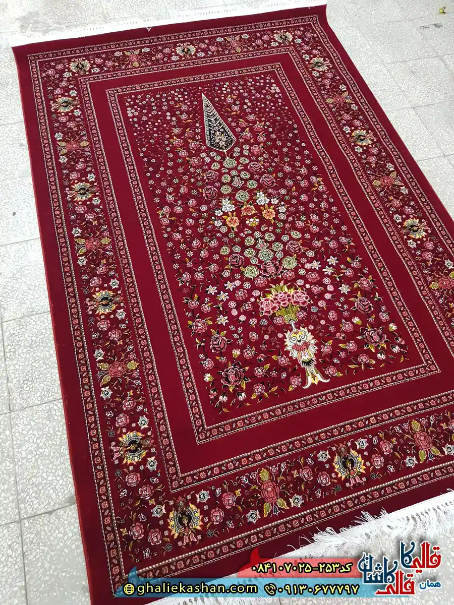فرش سنتی 700 شانه طرح افشان باغ گل رنگ قرمز روناسی کاشان زمینه