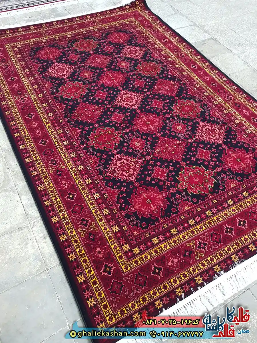 فرش سنتی 700 شانه طرح افشان شاهسون رنگ سرمه ای کاشان زمینه