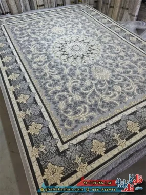 فرش ‌طلاکوب ‌700 شانه ‌طرح ‌مهسا ‌رنگ ‌طوسی ‌نقره ای ‌گل ‌برجسته ‌کاشان ‌