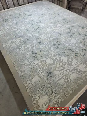 فرش وینتیج 1200 شانه طرح افشان ثمین رنگ طوسی فیلی گل سبز کاشان