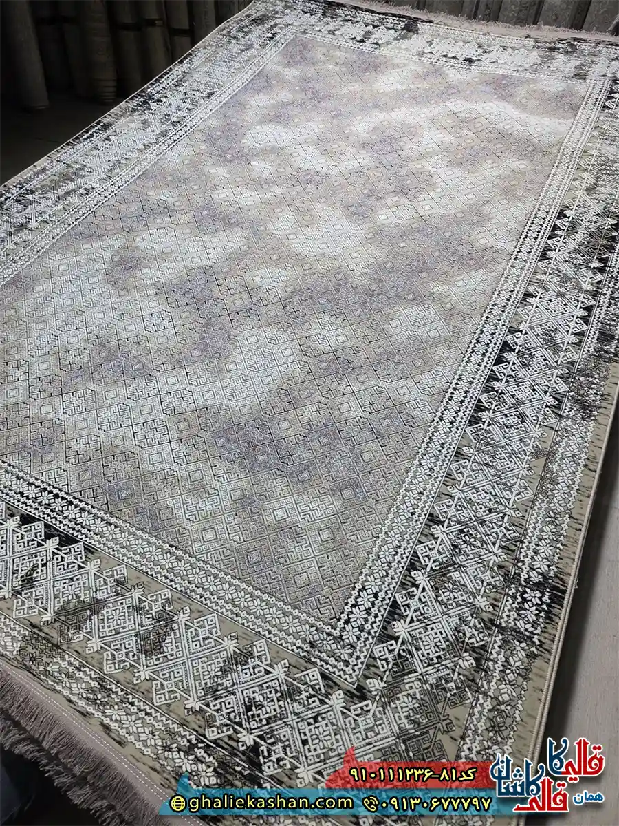 فرش وینتیج 1200 شانه طرح قاب لوزی رنگ طوسی 2 گل برجسته کاشان اصلی فرش وینتیج 1200 شانه طرح قاب لوزی رنگ طوسی 2 گل برجسته کاشان اصلی