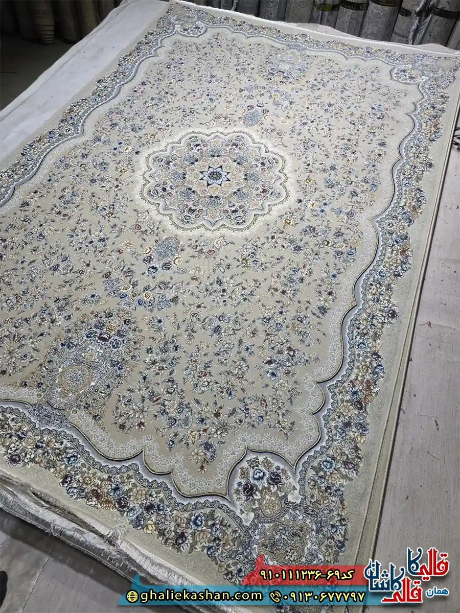 فرش کلاسیک 1200 شانه طرح آتوسا رنگ بژ 2 گل برجسته کاشان اصلی فرش کلاسیک 1200 شانه طرح آتوسا رنگ بژ 2 گل برجسته کاشان اصلی