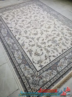 فرش کلاسیک 1200 شانه طرح افشان روشنک رنگ کرم کاشان