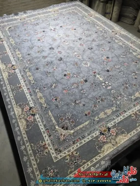 فرش کلاسیک 700 شانه طرح افشان ساوانا رنگ طوسی 2 کاشان