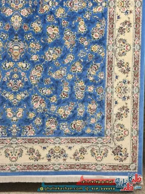 فرش کلاسیک 700 شانه طرح افشان سیمین رنگ آبی کاشان حاشیه