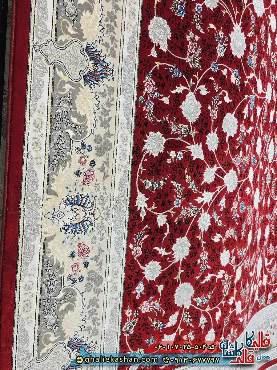 فرش کلاسیک 700 شانه طرح افشان پرنیان رنگ قرمز روناسی کاشان نزدیک