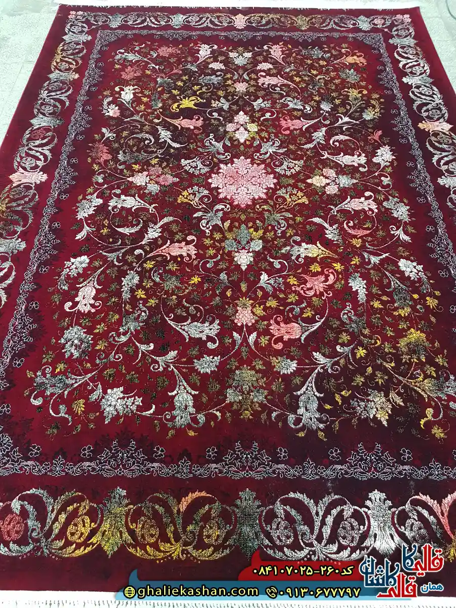 فرش 700 شانه طرح افشان آویسا رنگ قرمز روناسی کاشان