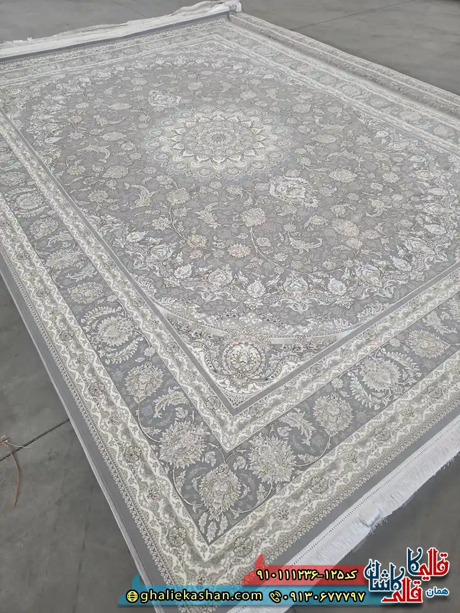 فرش طلاکوب 1200 شانه طرح ویکتوریا رنگ طوسی نقره ای گل برجسته کاشان اصلی فرش طلاکوب 1200 شانه طرح ویکتوریا رنگ طوسی نقره ای گل برجسته کاشان اصلی