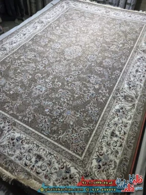 فرش کلاسیک 1200 شانه طرح افشان آتیلا رنگ قهوه ای کاراملی کاشان