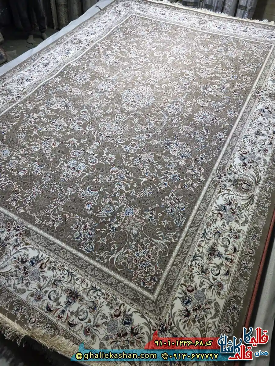 فرش کلاسیک 1200 شانه طرح افشان آتیلا رنگ قهوه ای کاراملی کاشان اصلی فرش کلاسیک 1200 شانه طرح افشان آتیلا رنگ قهوه ای کاراملی کاشان اصلی