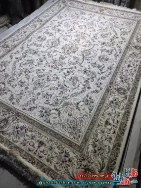فرش کلاسیک 1200 شانه طرح افشان آتیلا رنگ کرم 2 کاشان