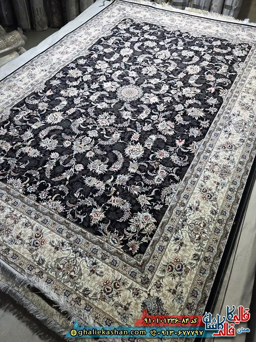 فرش کلاسیک 1200 شانه طرح افشان نگارین رنگ سرمه ای کاشان اصلی فرش کلاسیک 1200 شانه طرح افشان نگارین رنگ سرمه ای کاشان اصلی
