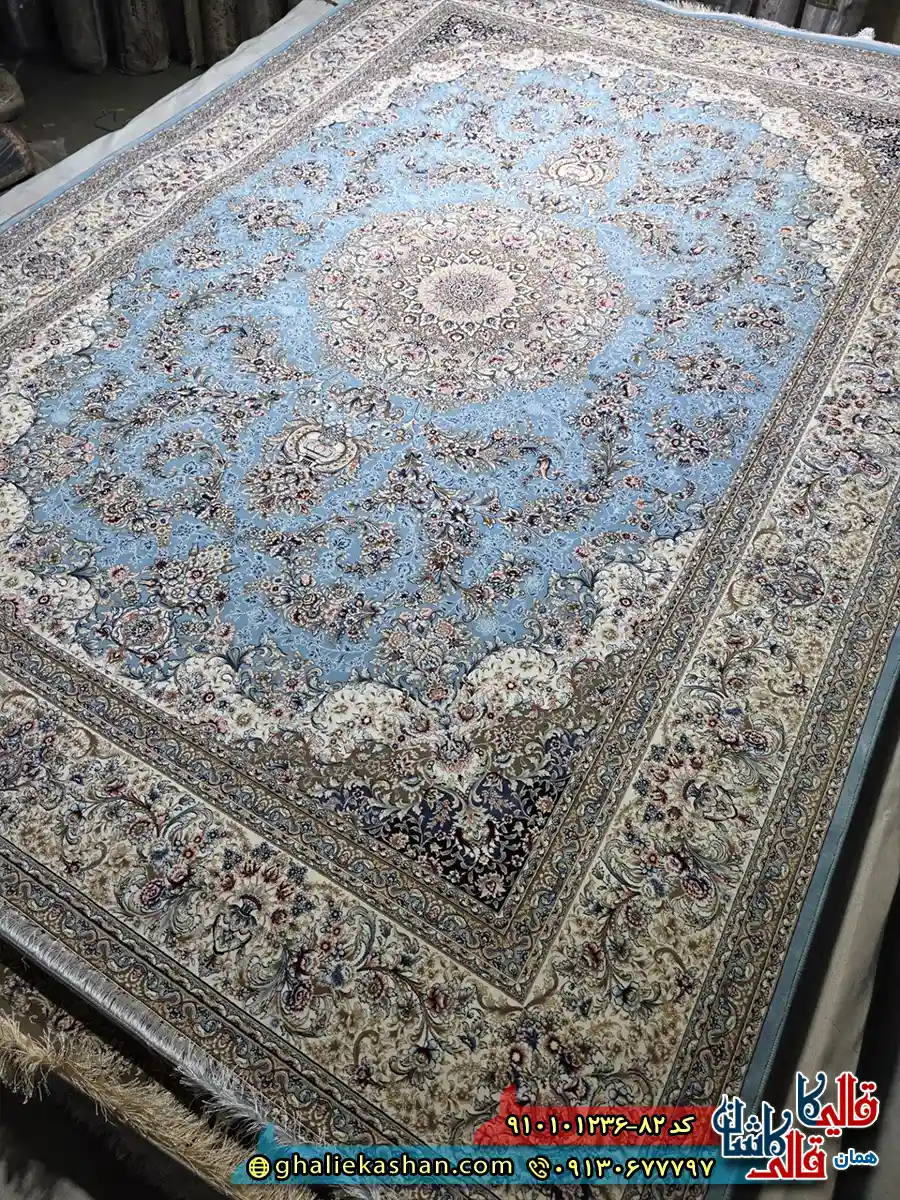 فرش کلاسیک 1200 شانه طرح دیبا رنگ آبی فیروزه ای کاشان اصلی