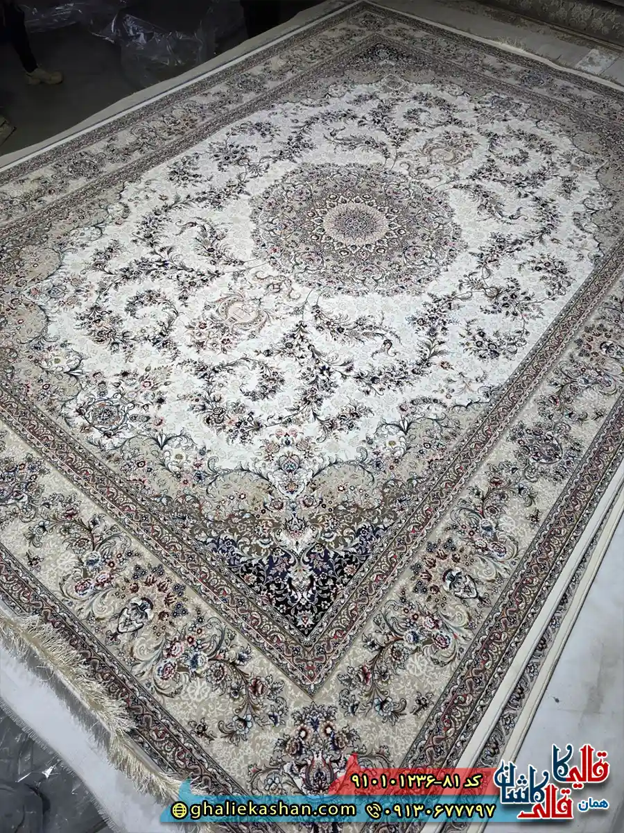 فرش کلاسیک 1200 شانه طرح دیبا رنگ کرم کاشان اصلی فرش کلاسیک 1200 شانه طرح دیبا رنگ کرم کاشان اصلی