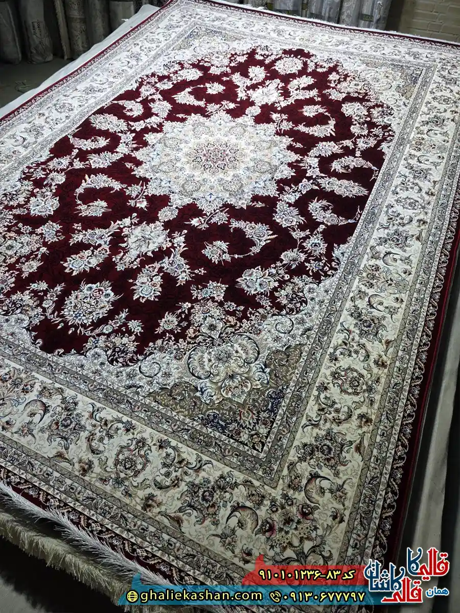 فرش کلاسیک 1200 شانه طرح زمرد رنگ قرمز روناسی کاشان اصلی فرش کلاسیک 1200 شانه طرح زمرد رنگ قرمز روناسی کاشان اصلی