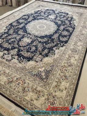 فرش کلاسیک 1200 شانه طرح دیبا رنگ سرمه ای کاشان