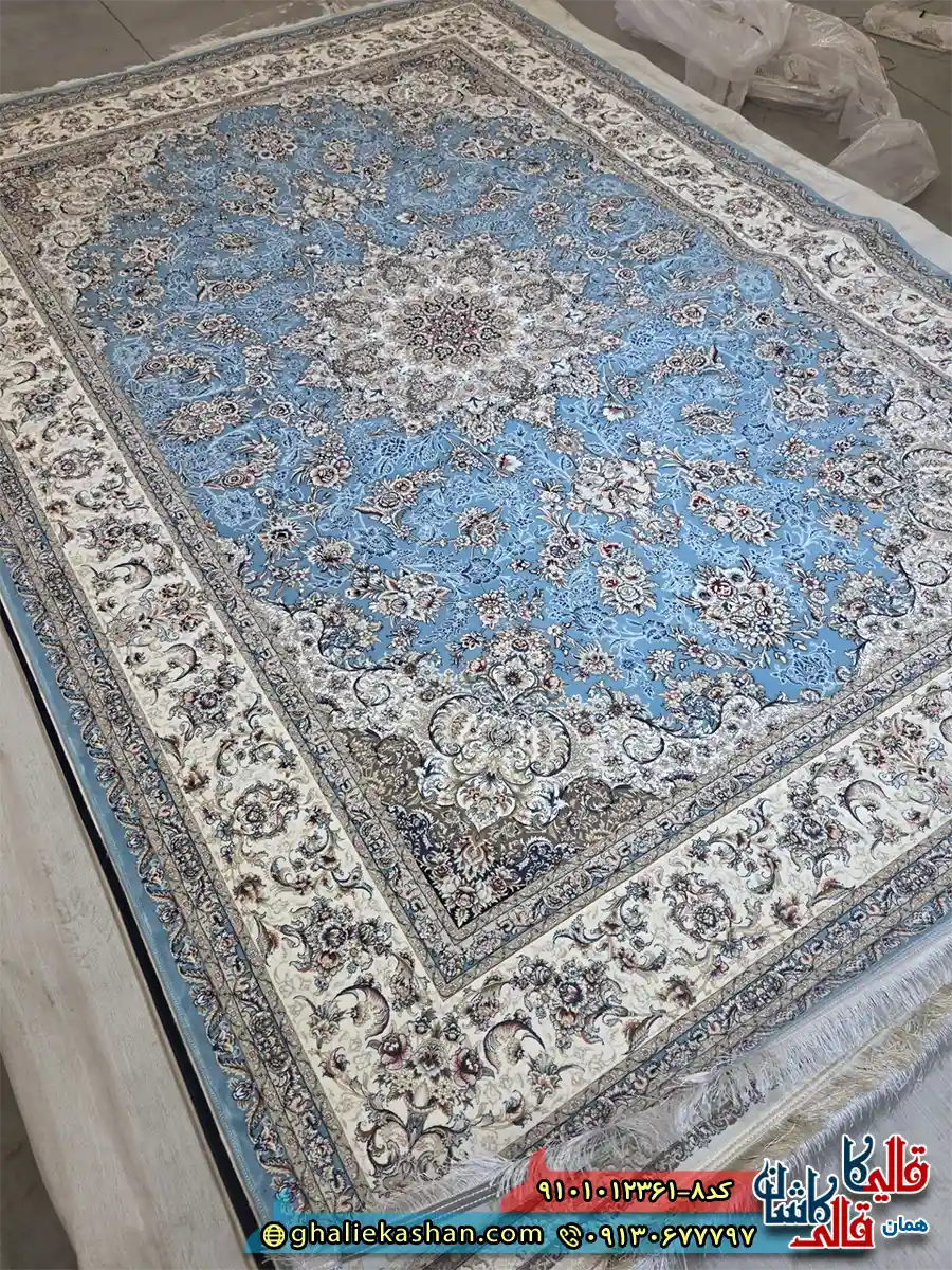 فرش کلاسیک 1200 شانه طرح زمرد رنگ آبی کاشان اصلی