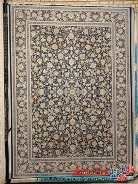 فرش کلاسیک 1500 شانه طرح افشان به گل رنگ سرمه ای گل برجسته کاشان