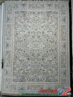 فرش کلاسیک 1500 شانه طرح افشان به گل رنگ طوسی نقره ای گل برجسته کاشان