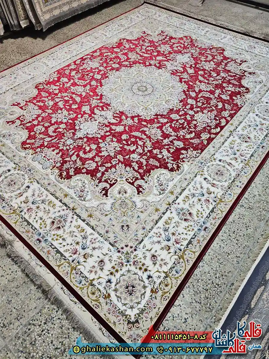 فرش کلاسیک 1500 شانه طرح گلریس رنگ قرمز لاکی گل برجسته کاشان اصلی فرش کلاسیک 1500 شانه طرح گلریس رنگ قرمز لاکی گل برجسته کاشان اصلی