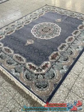 فرش کلاسیک 700 شانه طرح هالیدی رنگ طوسی دلفینی کاشان