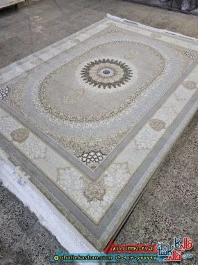 فرش طلاکوب 1200 شانه طرح صدرا رنگ بژ گل برجسته کاشان