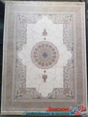فرش طلاکوب 1200 شانه طرح نسیم رنگ کرم گل برجسته کاشان