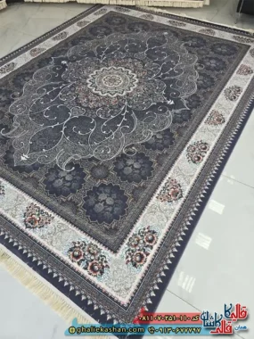 فرش کلاسیک 700 شانه خشتی طرح چکاوک رنگ طوسی دلفینی کاشان