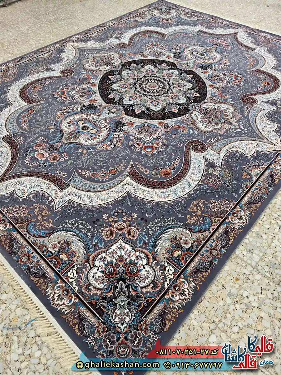 فرش کلاسیک 700 شانه طرح شهیاد رنگ طوسی دلفینی کاشان اصلی