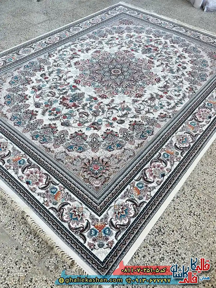 فرش کلاسیک 700 شانه طرح میخک رنگ کرم سفید کاشان اصلی فرش کلاسیک 700 شانه طرح میخک رنگ کرم سفید کاشان اصلی