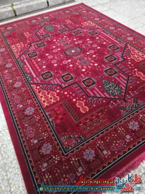 فرش کلاسیک سنتی 700 شانه طرح قشقایی رنگ قرمز لاکی 2 کاشان