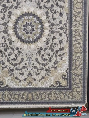 فرش طلاکوب 1200 شانه طرح شاهکار اصفهان رنگ کرم گل برجسته کاشان حاشیه