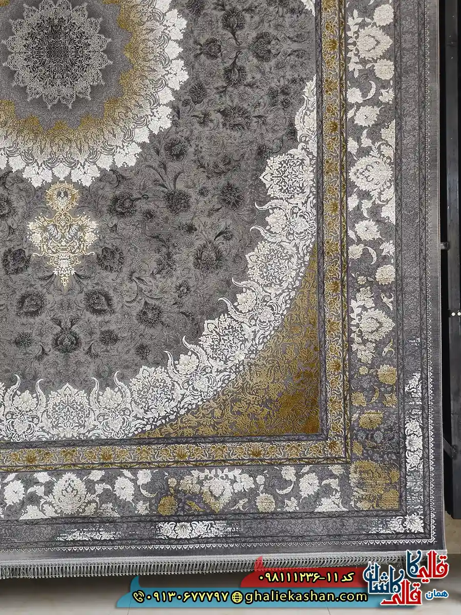 فرش طلاکوب وینتیج 1200 شانه طرح آنیسا رنگ طوسی دودی طلایی گل برجسته کاشان حاشیه